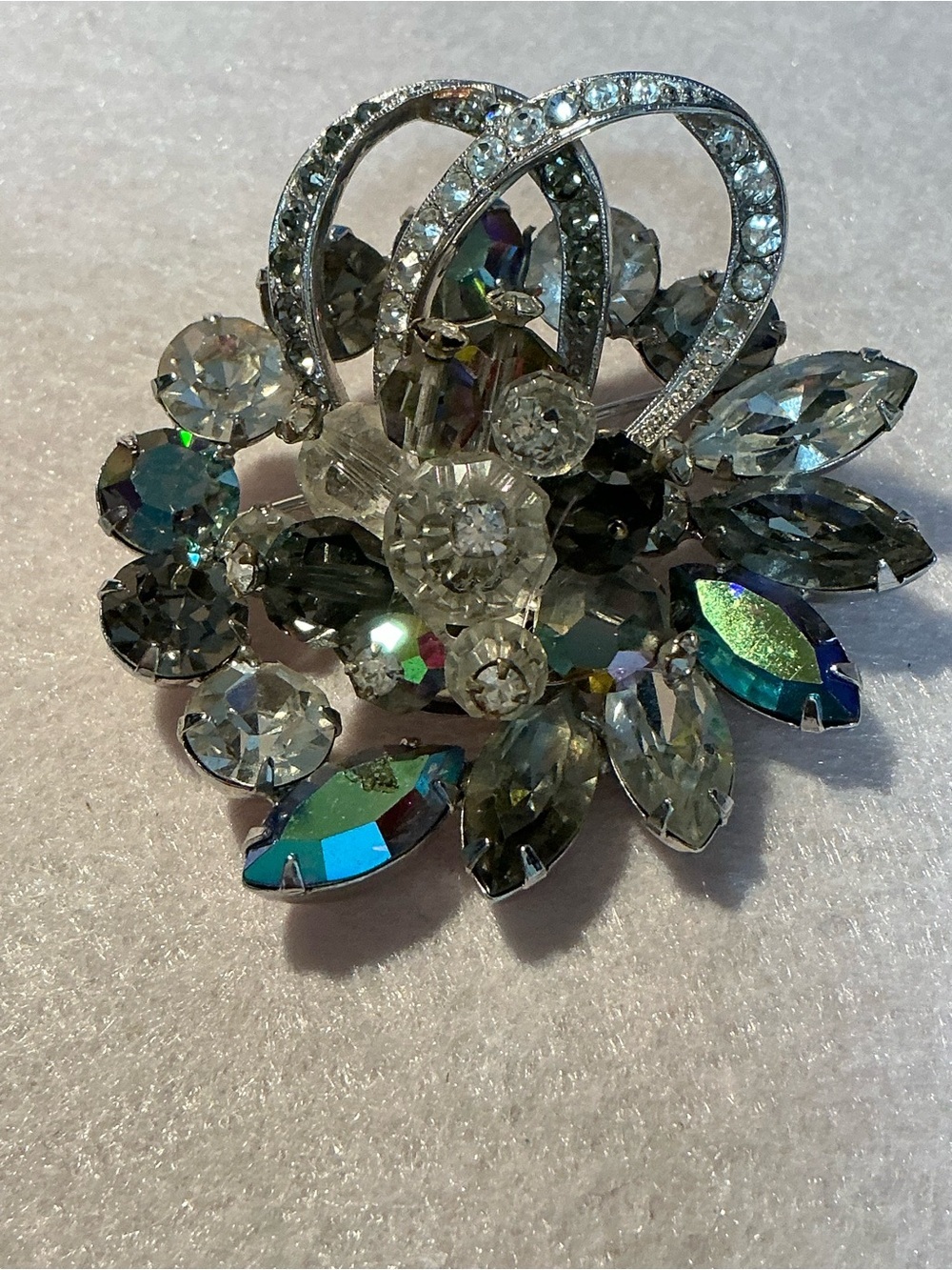 2262 -Mid-Century 1970-1980 Avon Aurora Borealis and Clear Crystal Floral Brooch